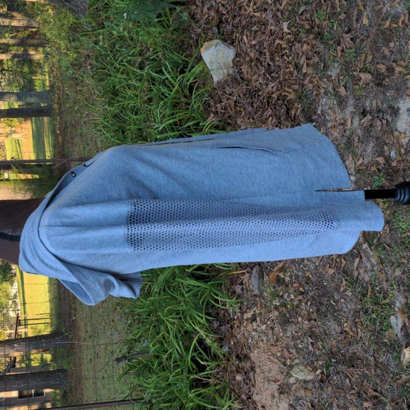 RBX Gray Hoodie with Kangaroo Pocket & Mesh Sleeves NWOT - Picture 6 of 10